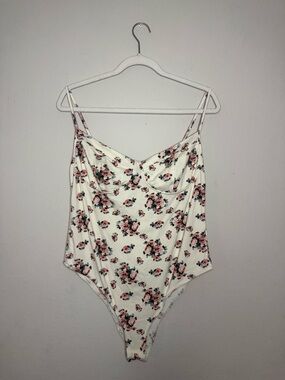 wild fable | Cream Floral Print Bodysuit | Size XL
